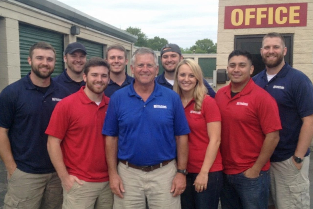 Water damage restoration professionals in Phoenix, AZ